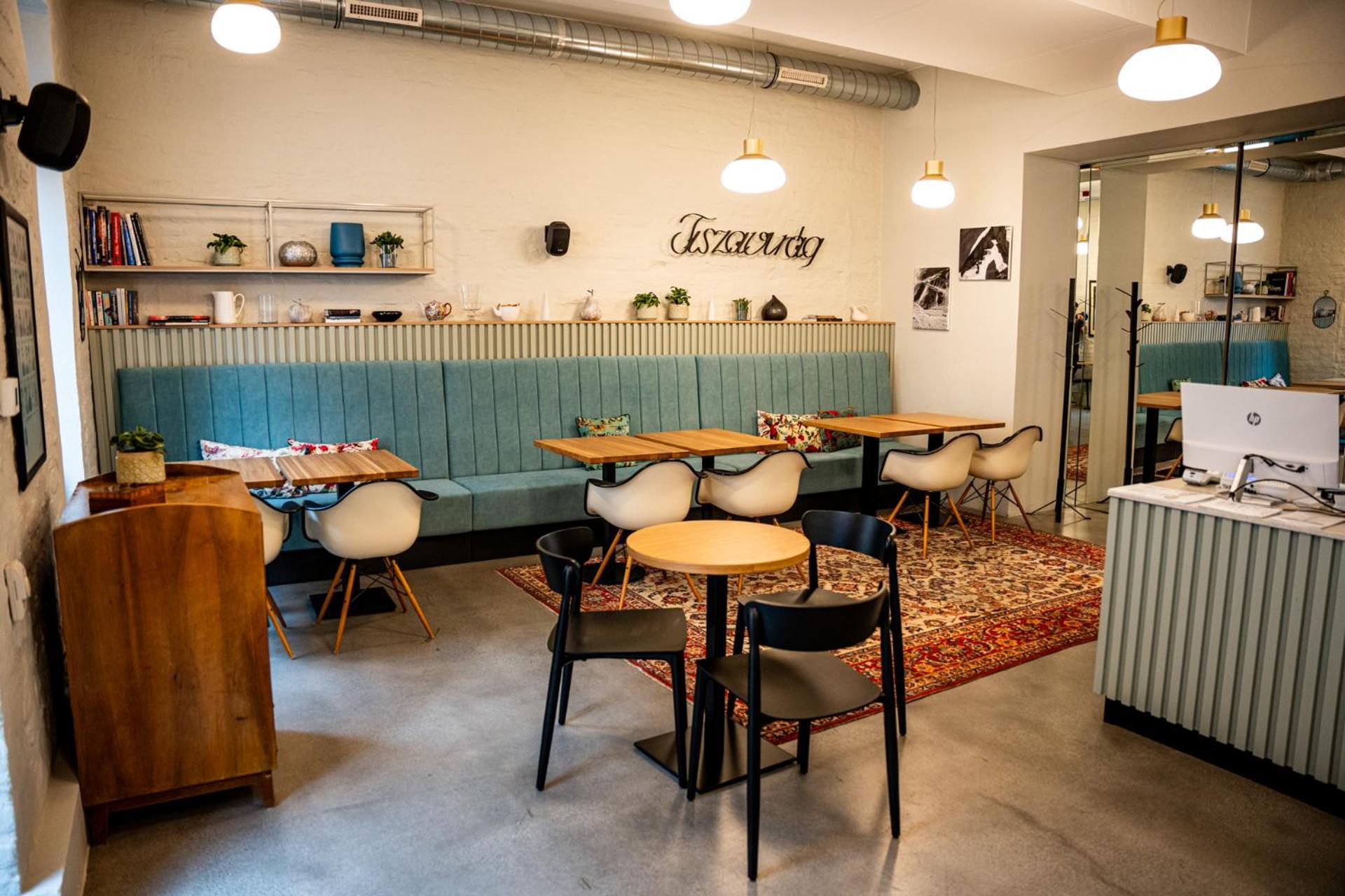 Tiszavirag Szeged Hotel Ngoại thất bức ảnh