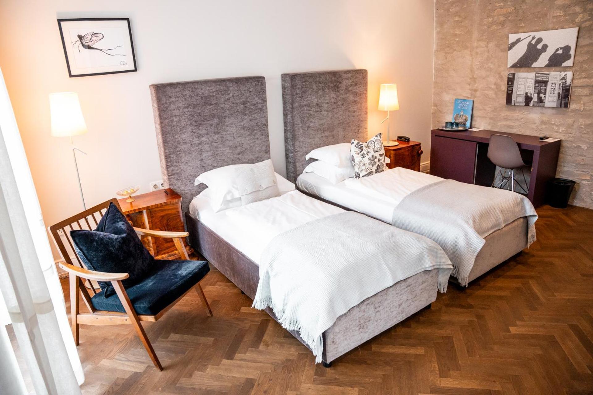 Tiszavirag Szeged Hotel Ngoại thất bức ảnh